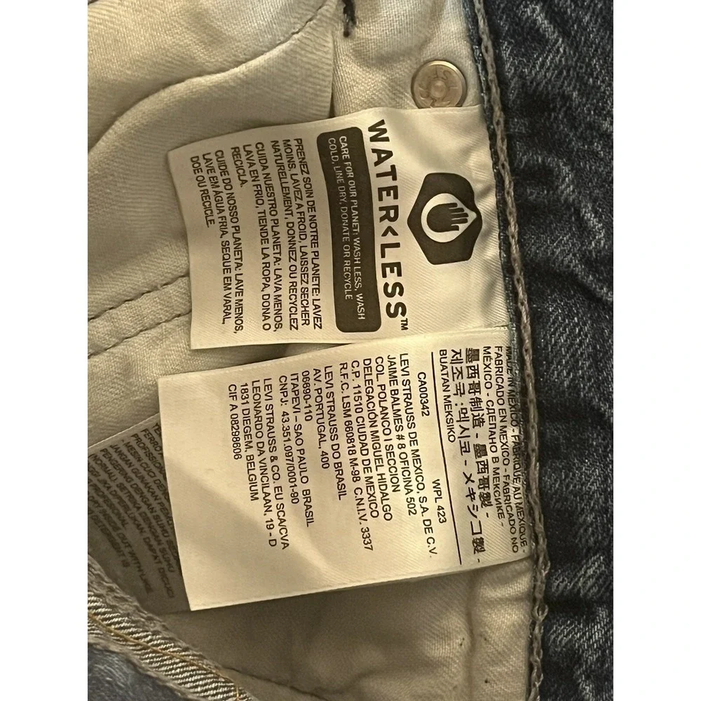Levi's men blue jeans 514 men's‎ tagged 36x30 measure 38x30.25